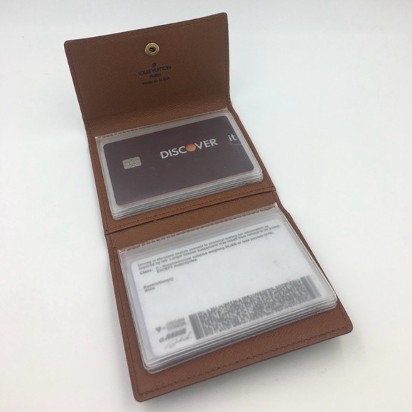 💯% AUTHENTIC Louis Vuitton card holder - Picture 2 of 6